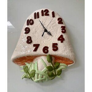 Vintage Mushroom Clock, Pottery Mushroom Working Battery Operated Wall Clock